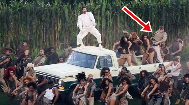 Bad Bunny en el Super Bowl: NO NOS REPRESENTA